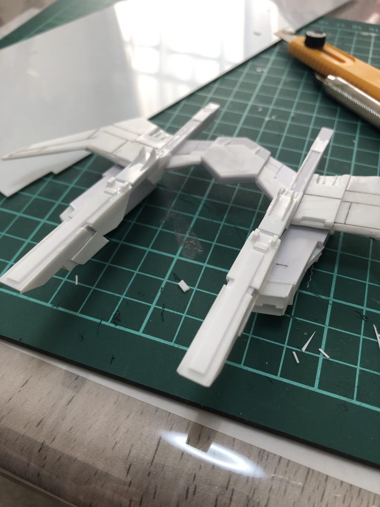 フライトユニットはプラ板でスクラッチしました！
