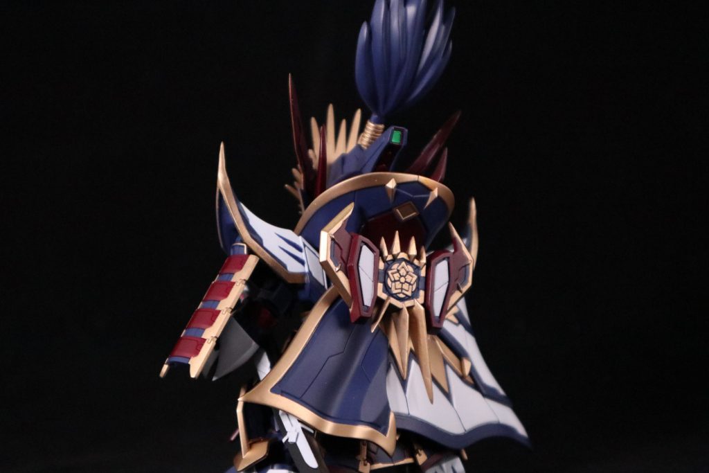 創傑伝のキットと比べてヒーローズはディテール細かい印象持ちました。他のキットも作りたいと思ってますがそれなりに覚悟して臨みたいと思います。