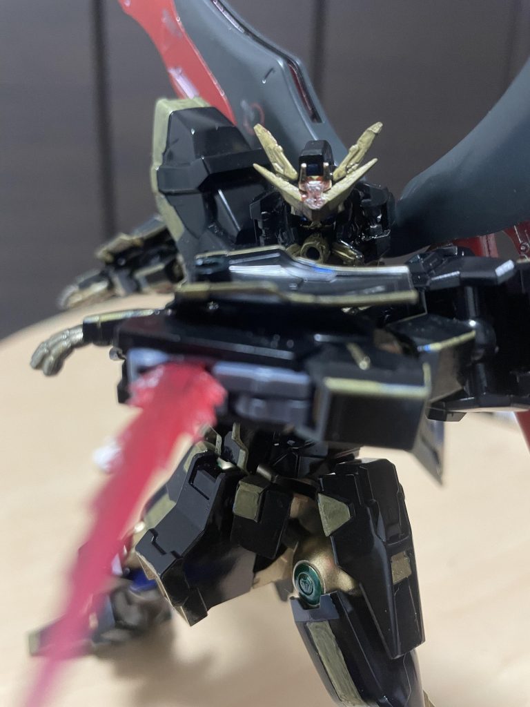 てな訳で素体のムーンガンダムのビット的なヤーツをトンファーにしてみた