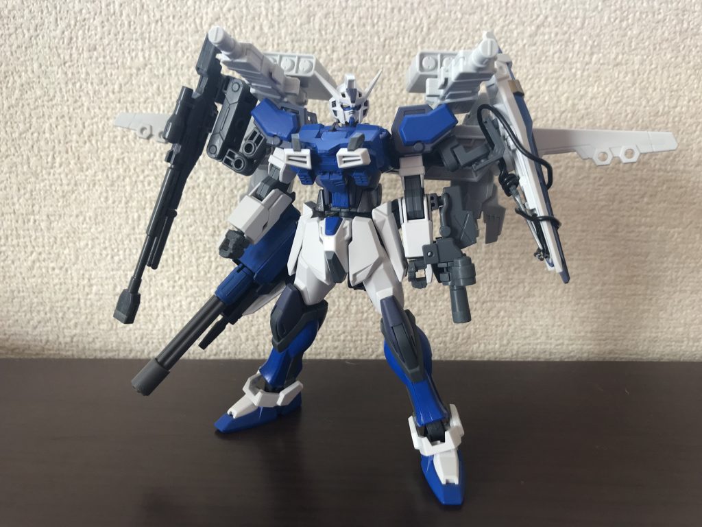 そして全部の武装を装備したのがストライクガンダムZEROツバキだぁぁぁーー‼️(全部のせって男のロマンでしょ)今回塗装は全てガンダムマーカーで行いました