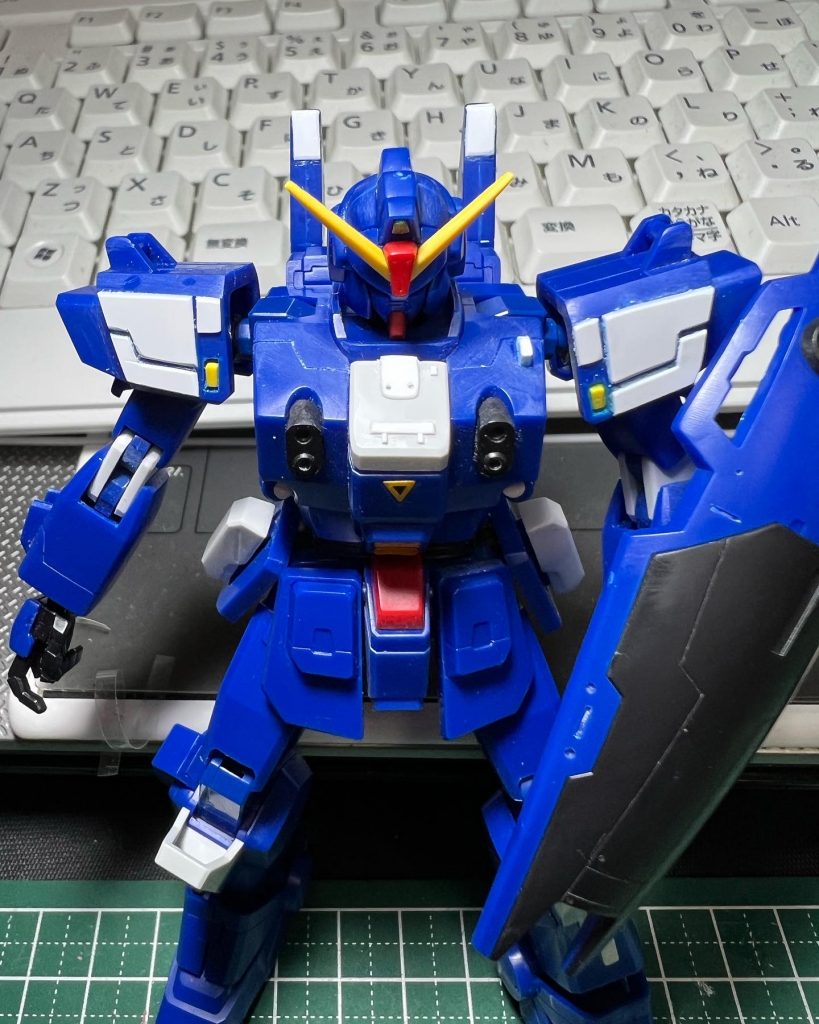 プラ板貼り付けでディティールアップ