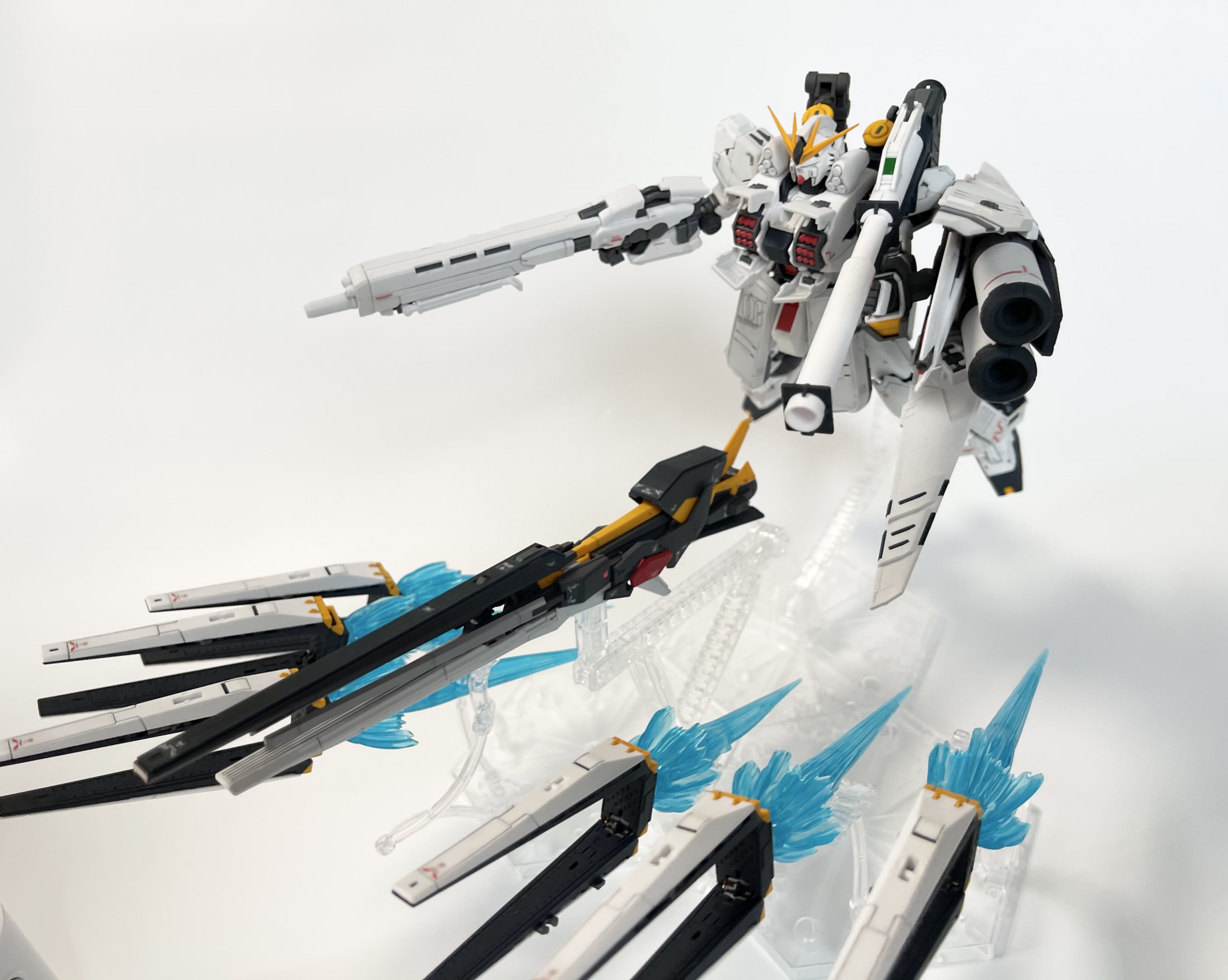 RG νガンダムHWS（ロングレンジ・フィンファンネル装備型）｜Senさんの