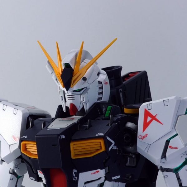 RX-93 νGUNDAM