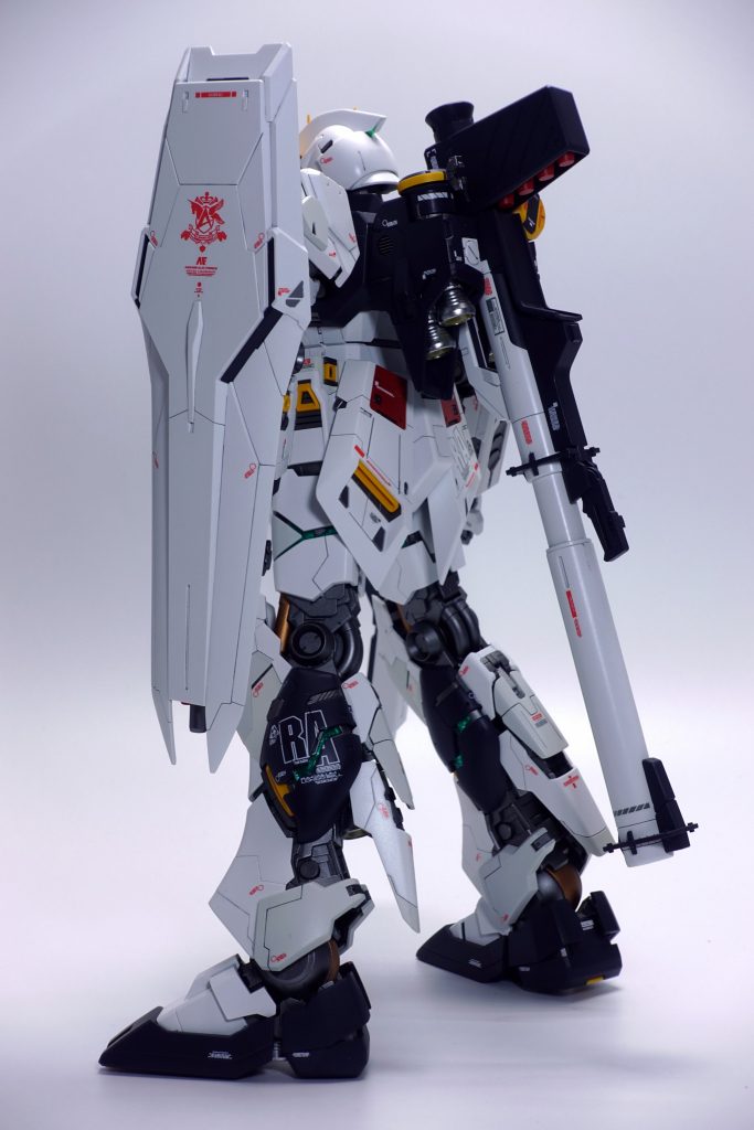 RX-93 νGUNDAM–3枚目/制作者：猫ぱんちゃ～
