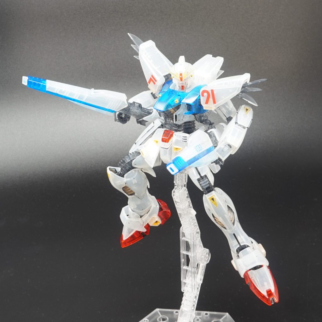 通常版のパッケージイラスト風。