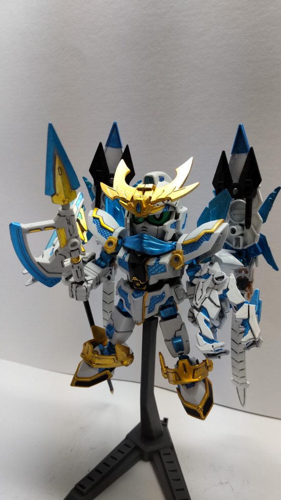 ビーム・ジャベリンはバトルアームアームズのアックスとMSソード01の小刀で刃の部分を作り、柄はランナーの削り出しを接着。