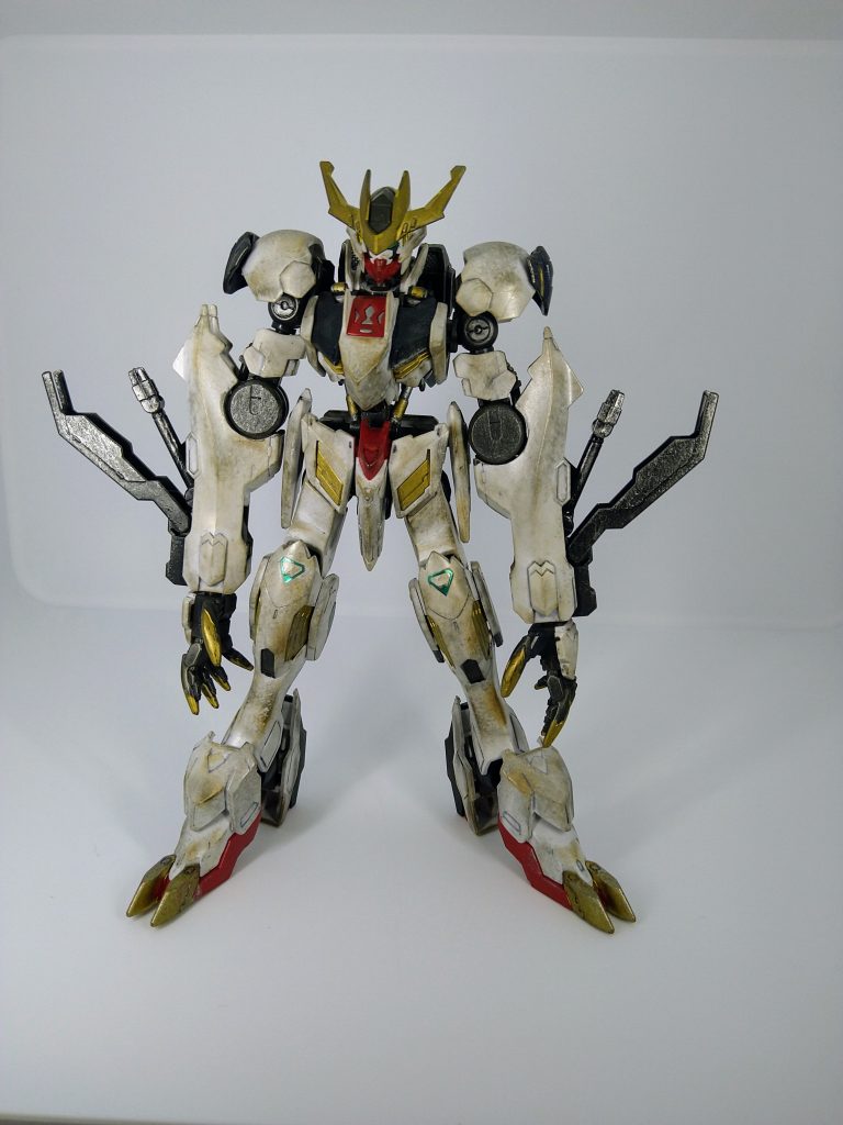 黒は黒でカッコいいかもしれません。