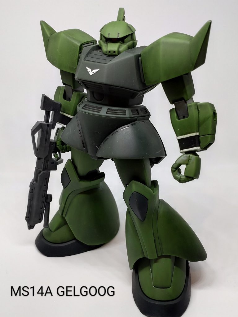 せっかくのプレバンキットなので、成型色を生かした仕上げにしてます。