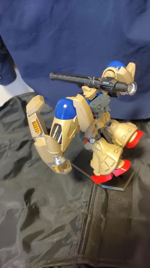 やや後ろから。カッコいい…