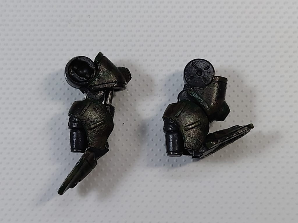 脚の可動範囲です。ほぼ設定通りの可動に仕上がりました。