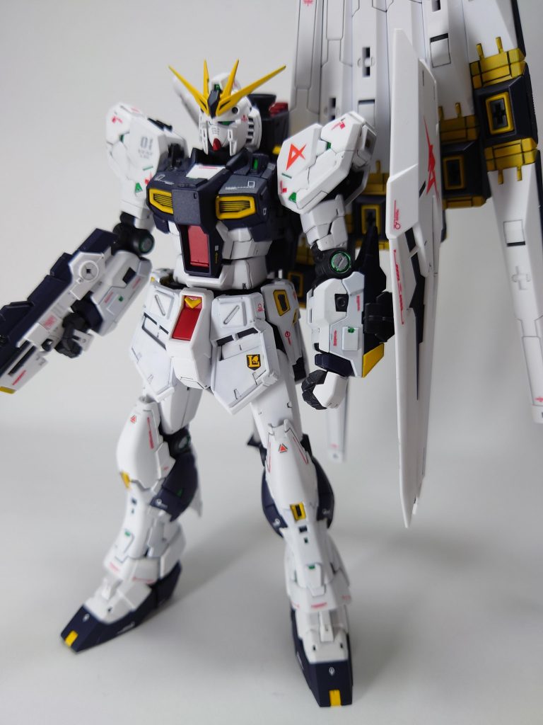 制作は、エアブラシ全塗装・筆塗り・スミ入れ・水転写デカール・ディテールアップパーツ追加・つや消しといった感じです。