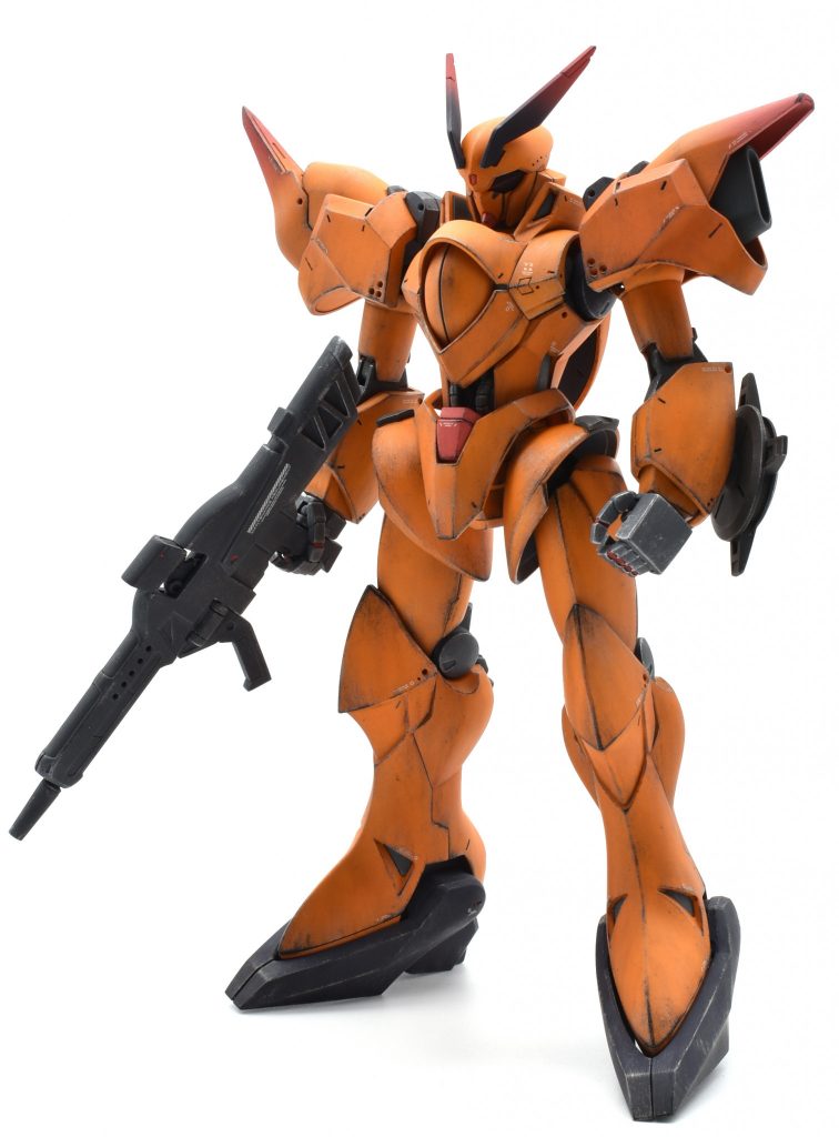 正面。ウェザリングは主にウォッシングとドライブラシを施しました。やりすぎないように、でも使用感のある金属感を目指してます。