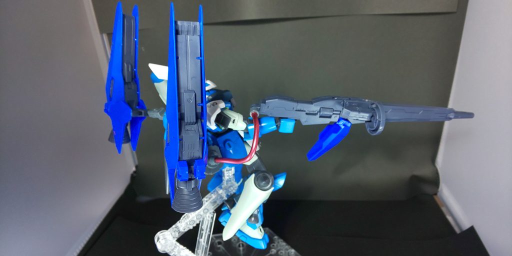 DAISOのアルミ線を供給パイプに見立てる改造は一度やってみたかったので、今回試しました。様になったかと思います。 