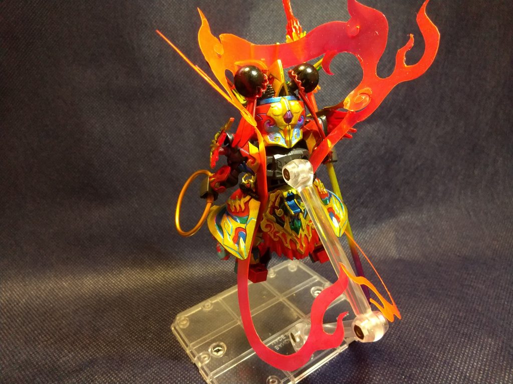 武装した姿混天綾(コンテンリョウ)をまといます