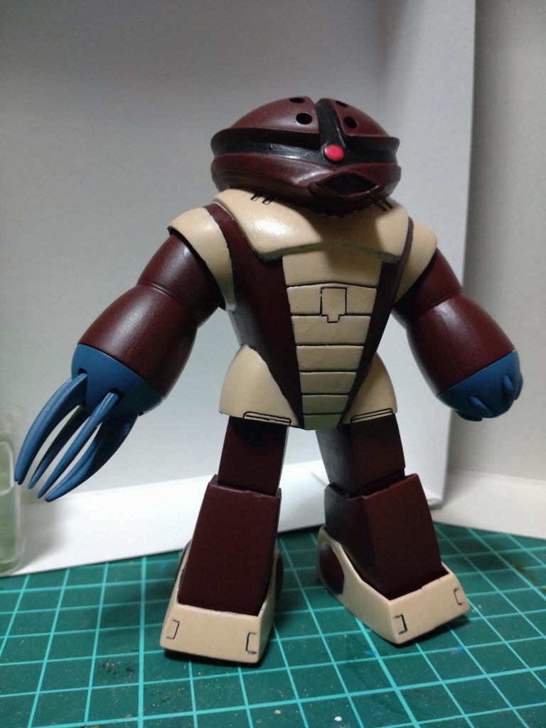 今回はあまり後ハメ加工をせず、組み立ててから塗装に入りました。後ハメの仕方が全く思い付かなかったのもあります(笑)