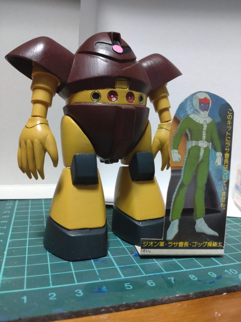 マーシーの名台詞で覚えられてるモビルスーツって感じ(笑「やったなぁ!ガンダムってぇの!」このキットにコーカ・ラサ曹長はついてません。