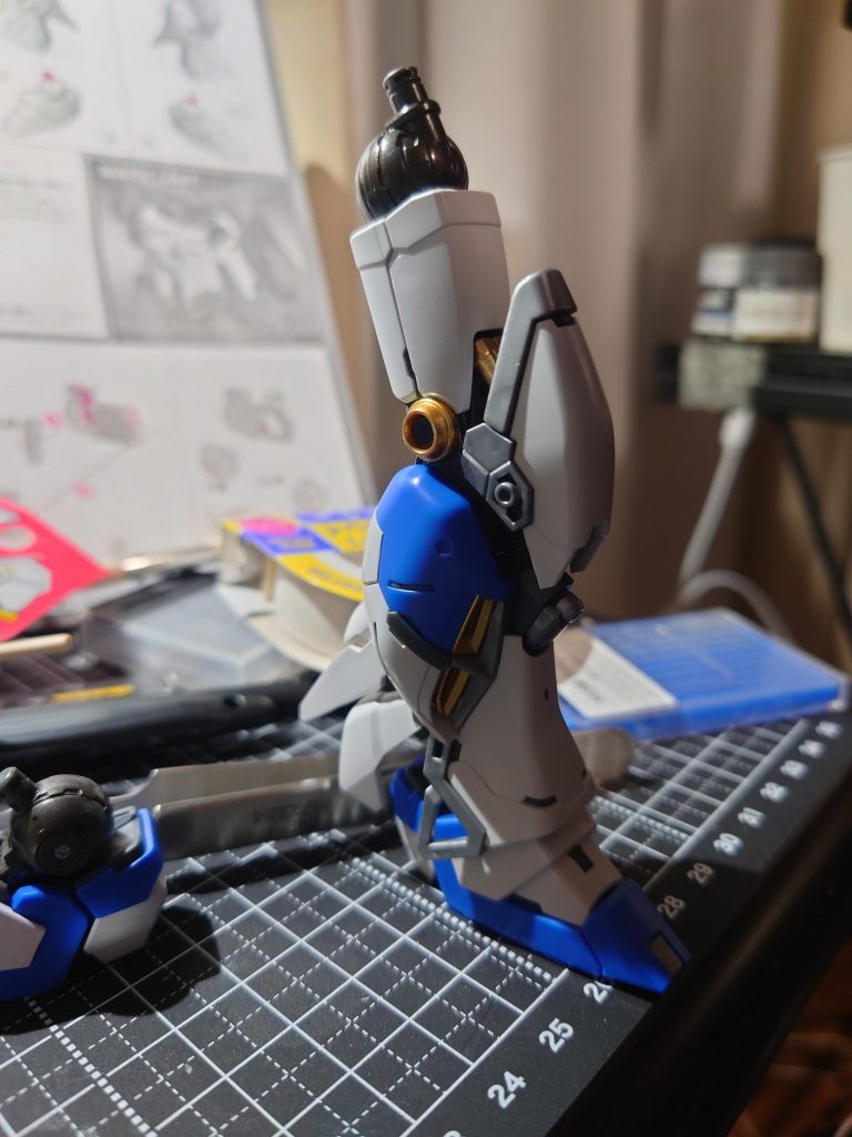 今回特に感動した脚部。なんという美しさと素晴らしい構造！