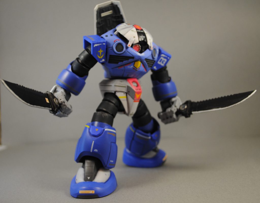 二刀流連邦軍なのにビームサーベルではないのは「なんかかっこええやん」というノリで作ったからです。