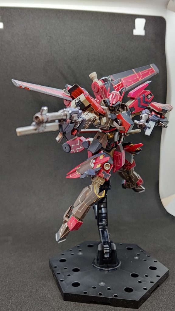 武装その4シュヴァルベカスタムの専用ブレード付きハンドガンです。これはそのまま使用してます。