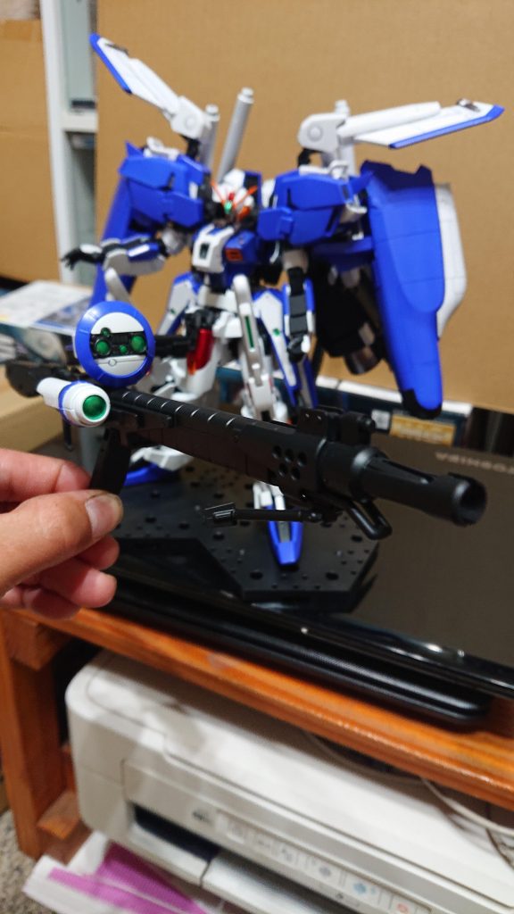 連射式スマートガン。ルミナスメタグリーンでレンズを塗装。
