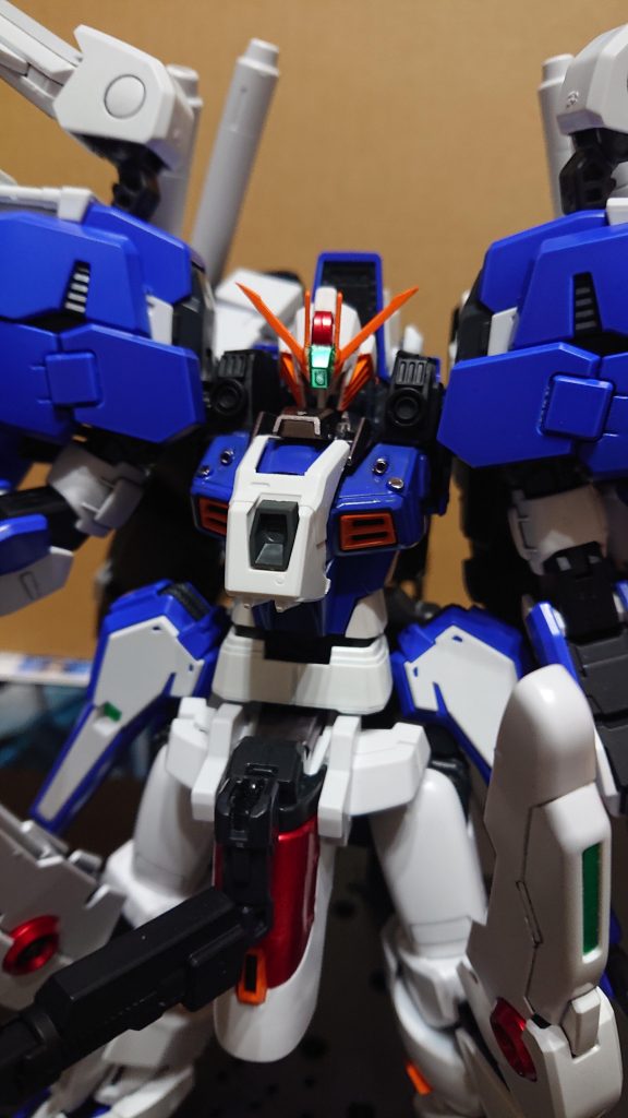 頭とIフィールドはhgを使用。