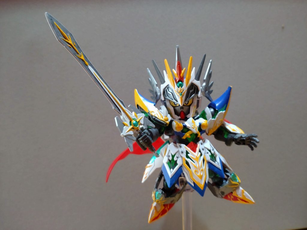 ・シンセリティソードシルバー一色成形なので99パーくらい塗装パーツを介して背中にマウント出来るけど、塗装剥げ確実な感じだった…