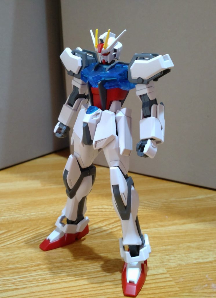 ニコイチの結果の余ったパーツたちの寄せ集めこちらもこちらでブルーのみクリアパーツなので中途半端な感じに…