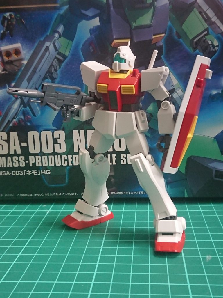 旧キットの箱絵風ポーズ。