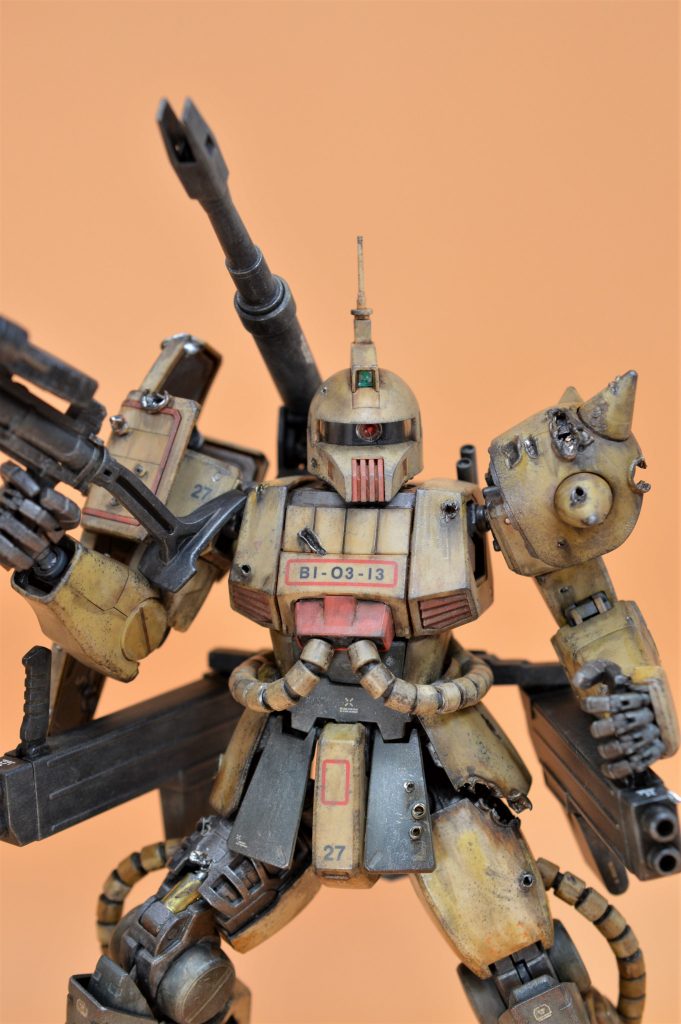 モノアイ部分はハイキューパーツさんの社外パーツやHアイズを使い、塗装して発光風表現を施しました。