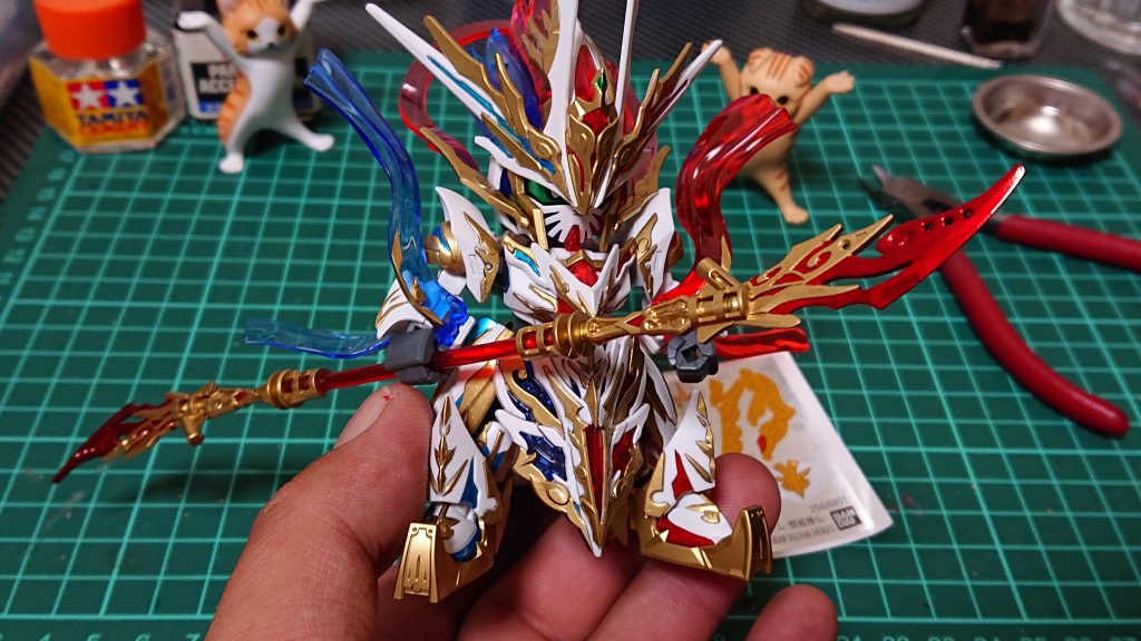 組み立てながら各所修正してトップコートを吹いて仕上げる前です。この時点で既にカッコイイ!!