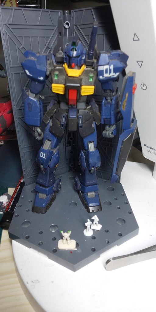 黒いガンダム（RG)–3枚目/制作者：うみ