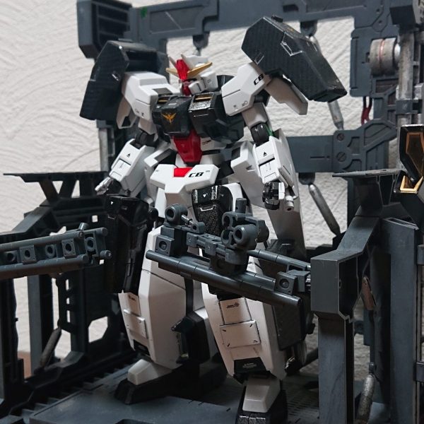 セラヴィーガンダム(GN粒子貯蔵タンク型)