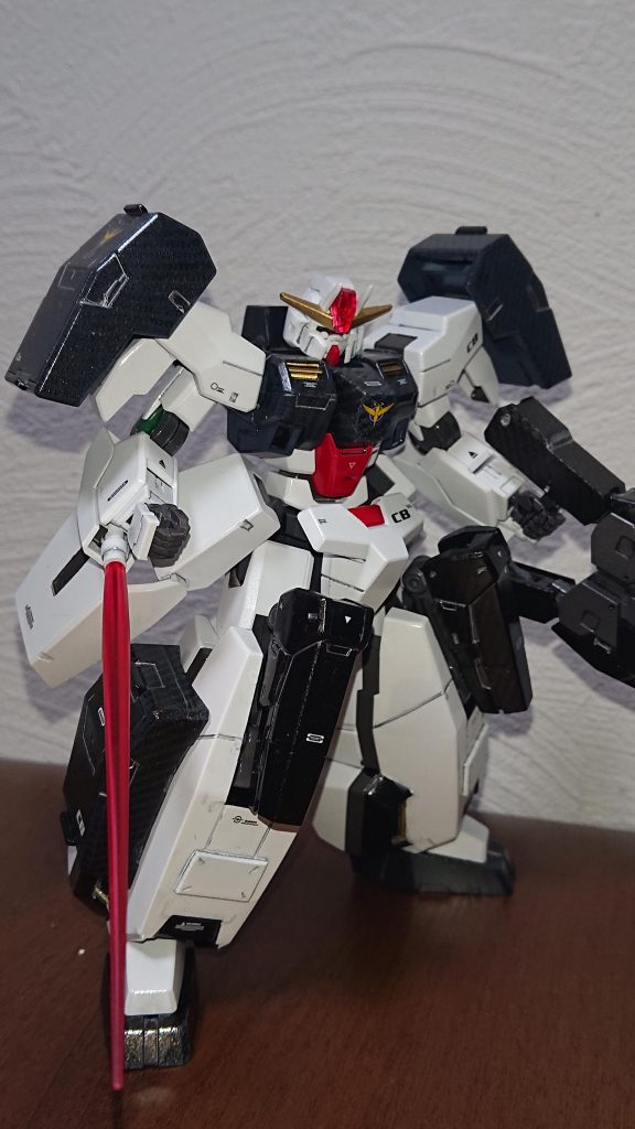 武装はGNビームサーベル×4、GNバズーカⅡ×2、GNキャノン×2、GNフィールドを装備GNビームサーベルは腕に収納できるようにして手で持たずにビーム刃を展開できます