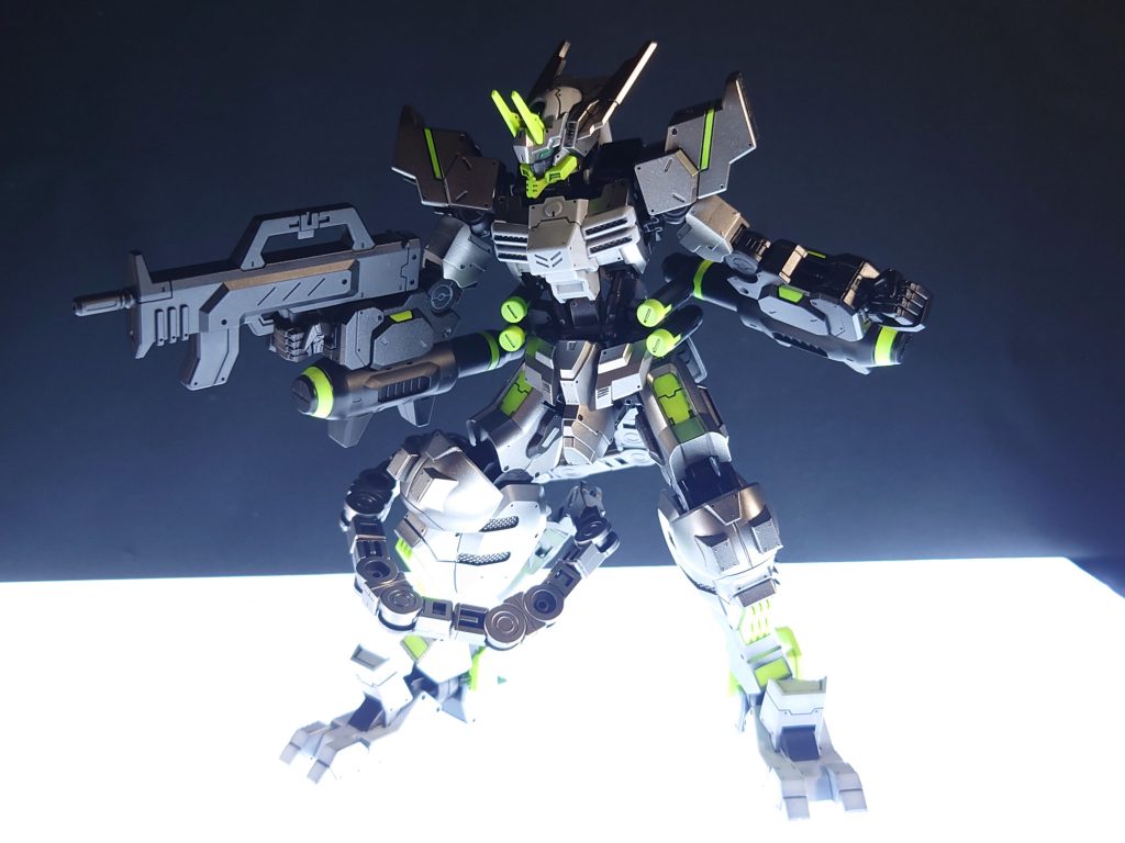 と、思わせてライフルあったり。