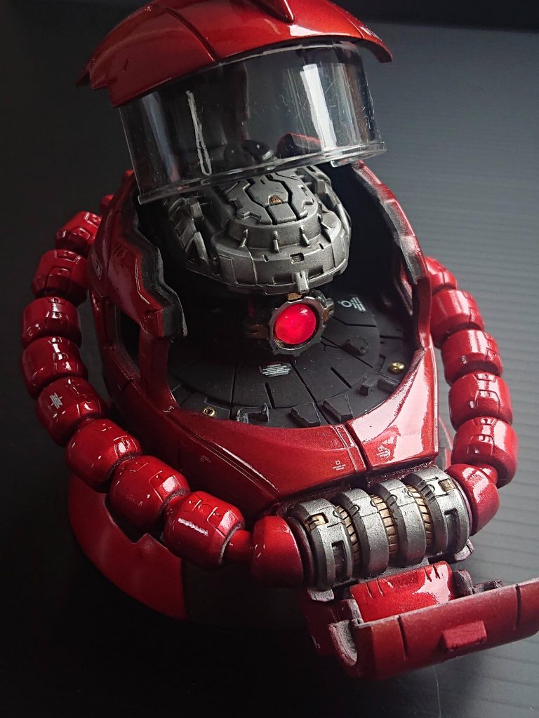 せっかくのハッチオープンギミックです。中も頑張りました。