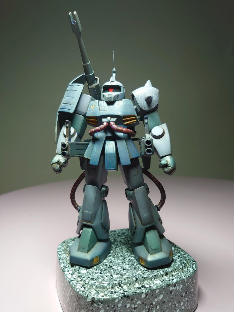 パプテマス・シロッコにボロカスに言われていたけど　こいつが愛おしい。バランス変更は行いましたが胸部をハの字したぐらいしか記憶に御座いません。