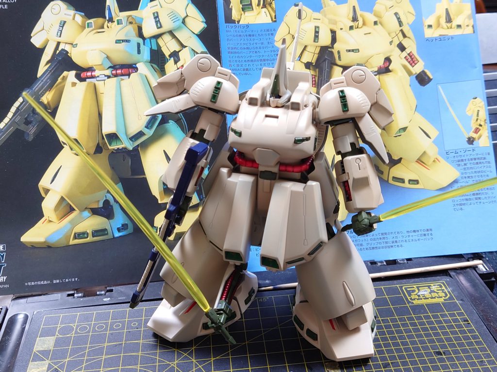 黄色い成型色は、気に入らなかったので、肌色に、カラーチェンジ