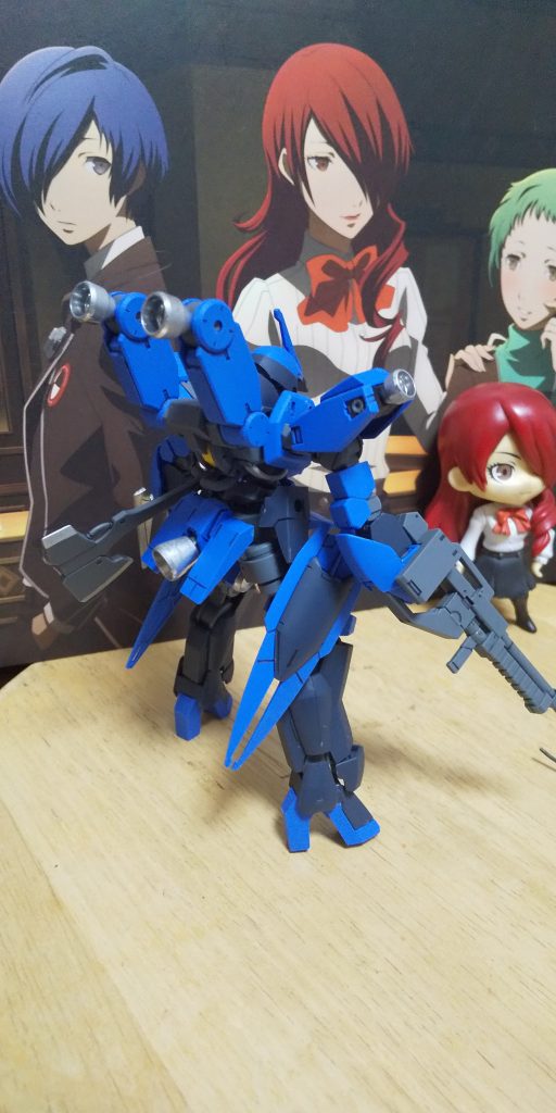 :斜め後ろからの美学だ。エレガント！