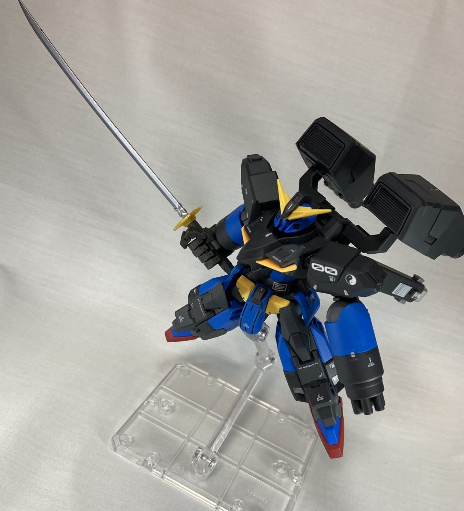 メイン武装の大太刀です、MGレッドフレームの刀をそのまま使っています