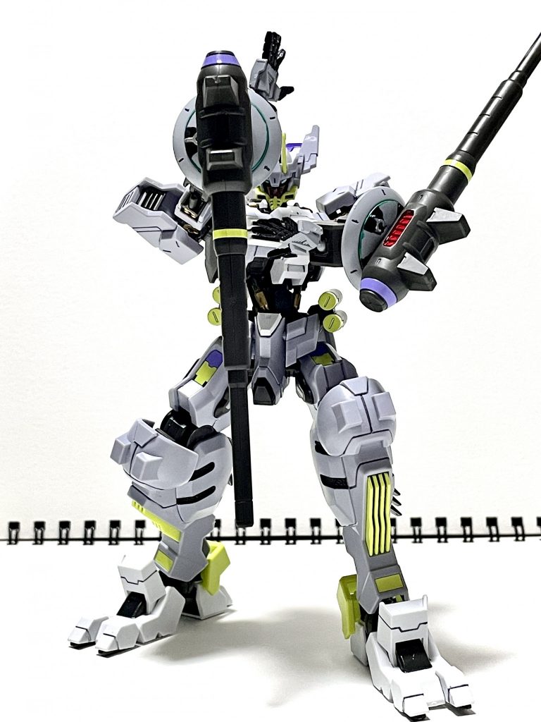 リニアレールを内蔵したターレットディスクで介したグラン・トンファーをぐるぐる回して殴打に加速と威力を上乗せする！……という妄想