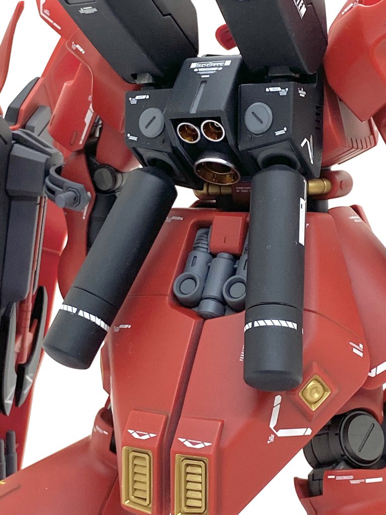 ランドセルやスカート部スラスターもキチンと塗り分けました。