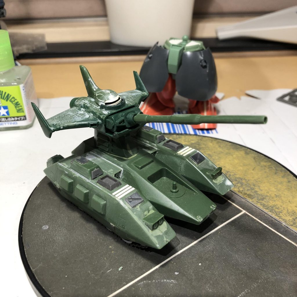 発掘時の様子。ディテールアップしながらもキャノピーの処理に悩み熟成させておりました。