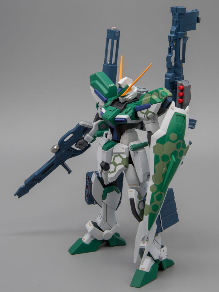 前面から友人がクラウド迷彩でウィンダムを組み上げていたので、迷彩柄繋がりでヘックス迷彩を採用してみました。