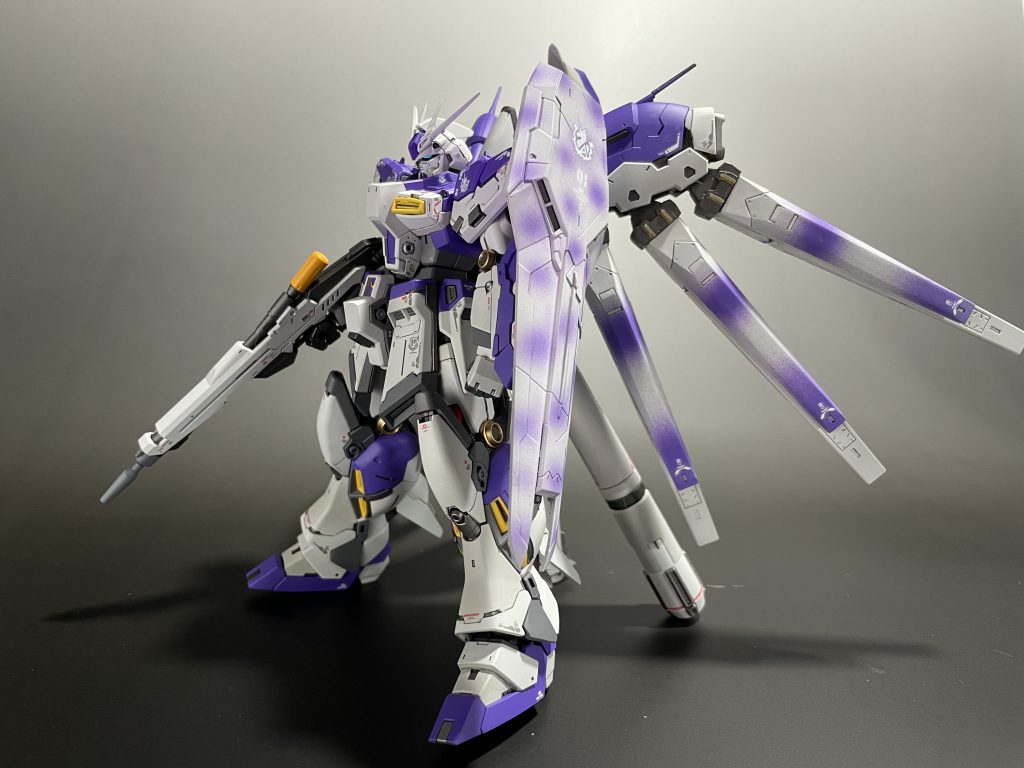 RG Hi-νガンダム–5枚目/制作者：ろく