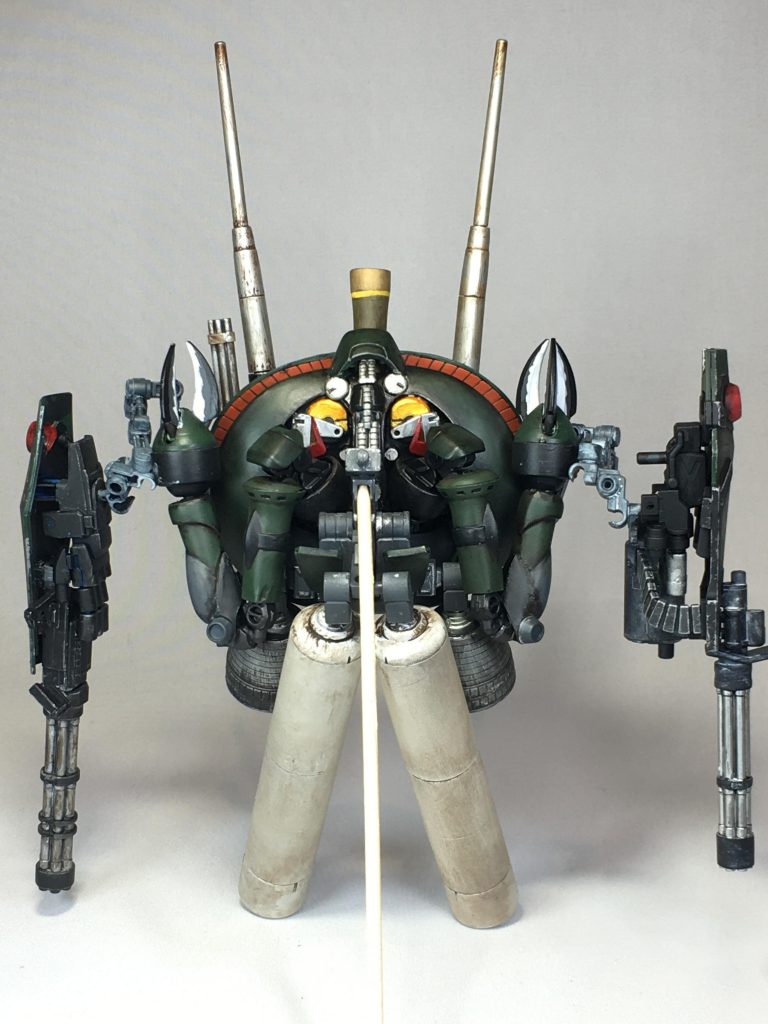 腹側ビグザムの脚は『G frameFA』の下半身の内部フレームを使いビグザムの足を履かせています。グリグリ動くしとても便利でした。