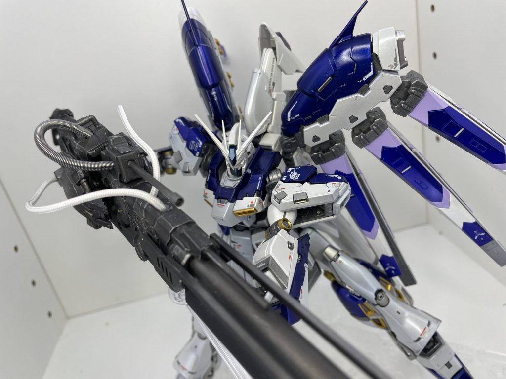 RG Hi-νガンダム–4枚目/制作者：M.sen