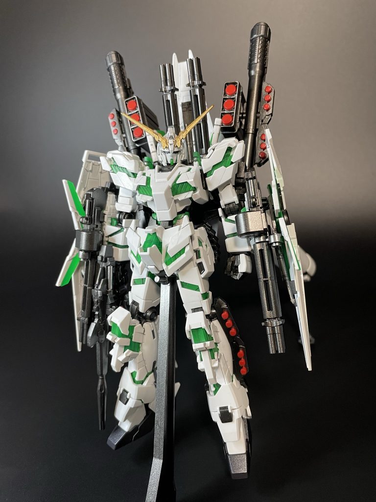 サイコフレーム発光⁉️フルアーマーユニコーン完成！–2枚目/制作者：@cayman578k