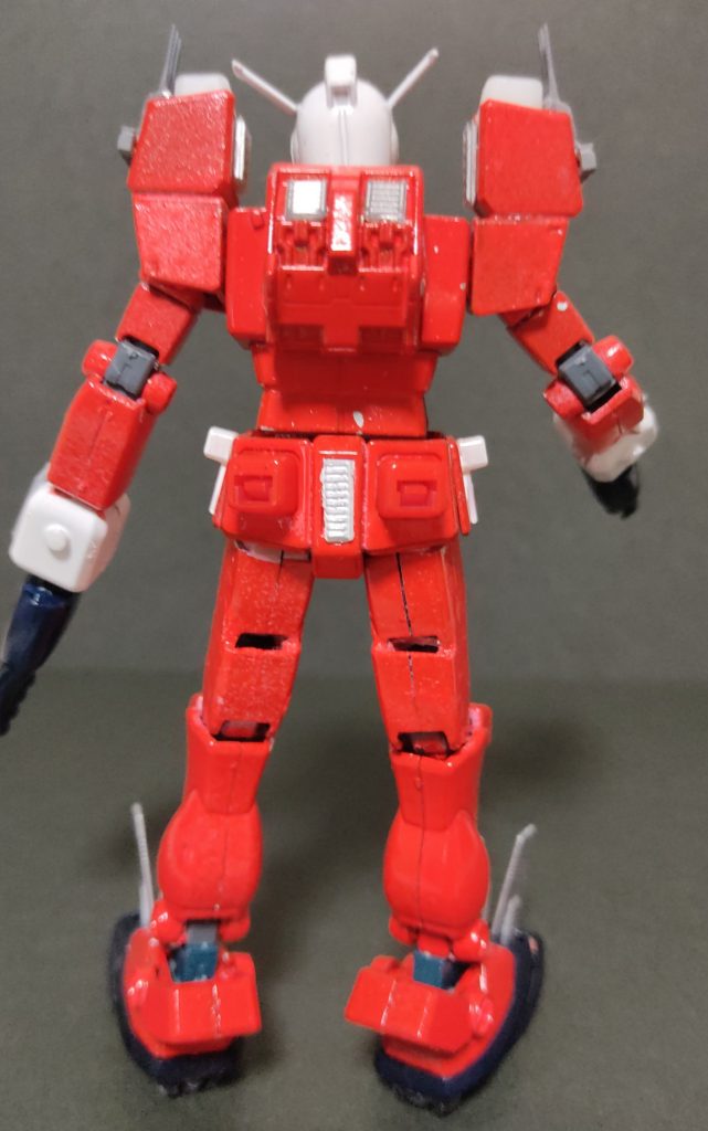 バックパックはザクのモノを反転して使用。