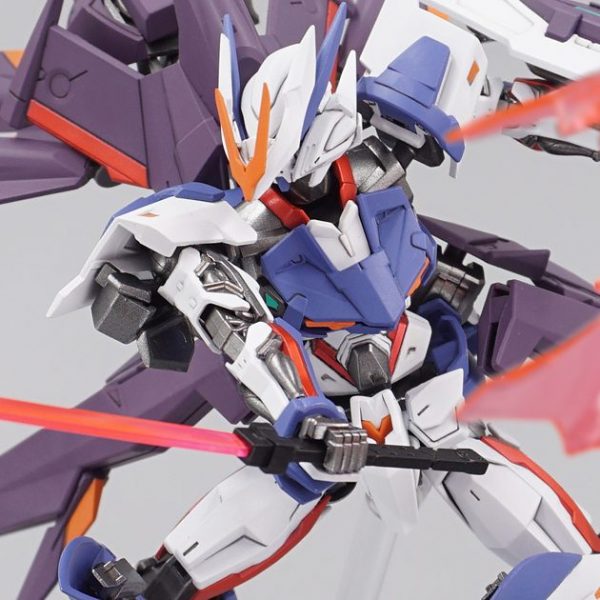 エンペラーアストレイガンダム+ハイギアパック