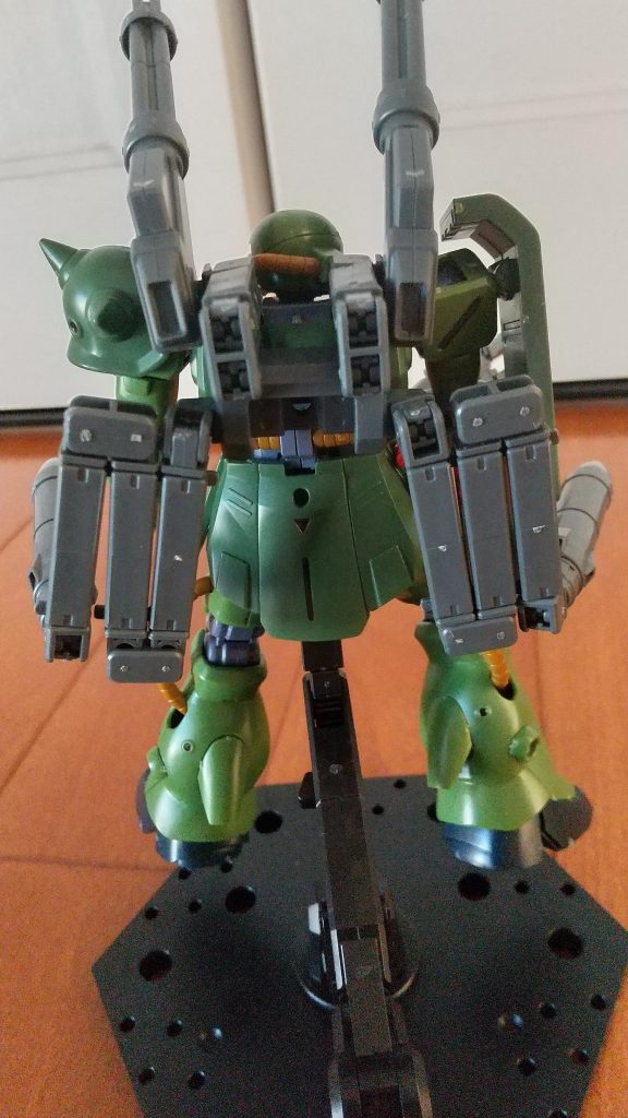 バックパックそのまま交換なのでバーニア無いのは少し違和感があるかもしれませんね。